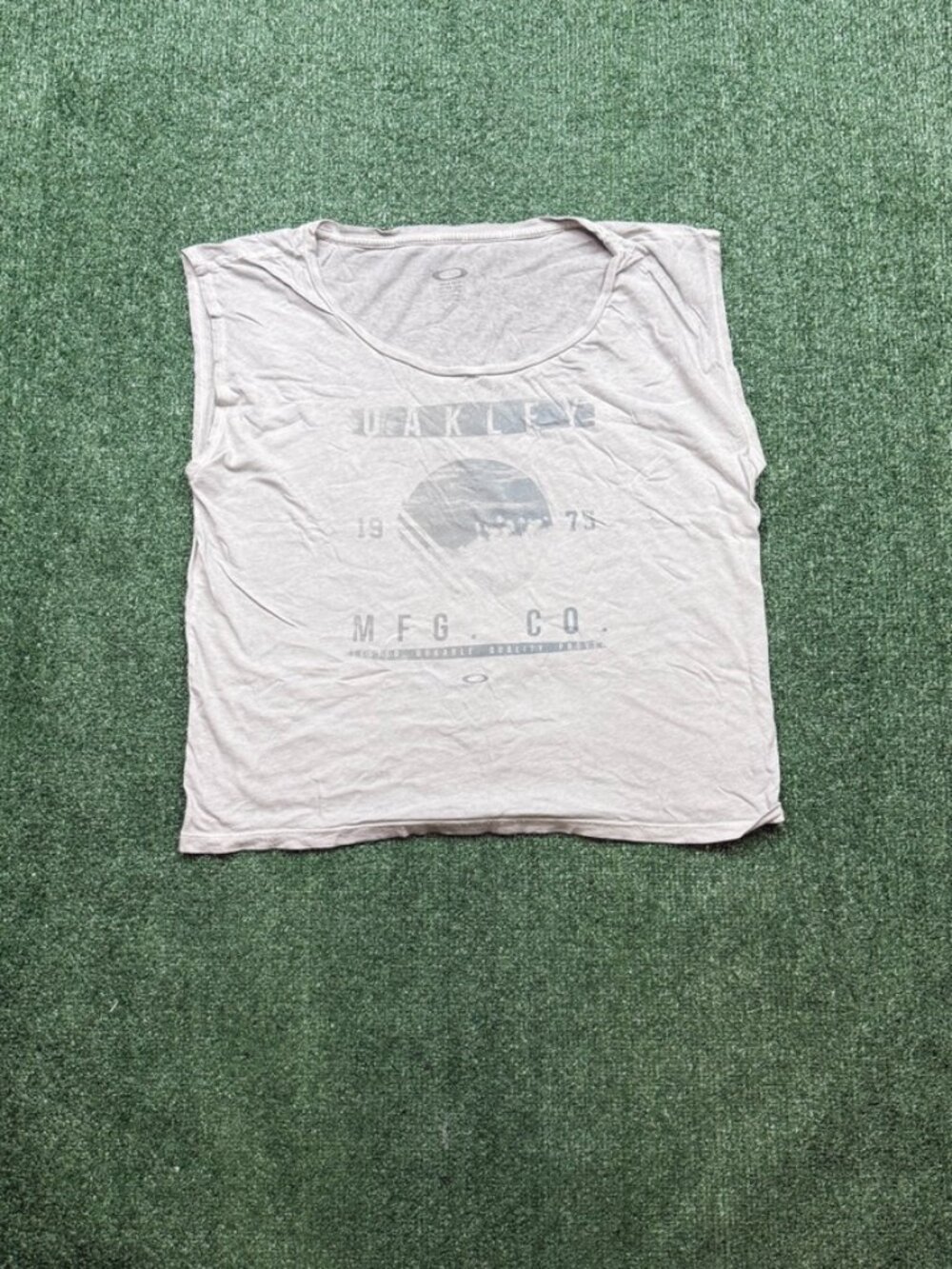 Vintage Y2K Oakley Tank Top Women's Size XS Gray Sleeveless Oversized Boxy Tee